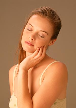 駅から近くて価格もお手頃な美容院